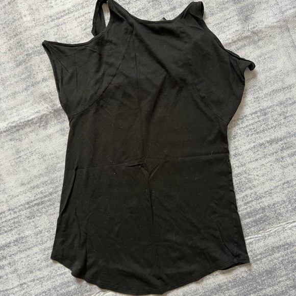 Top - Picture 3 of 3